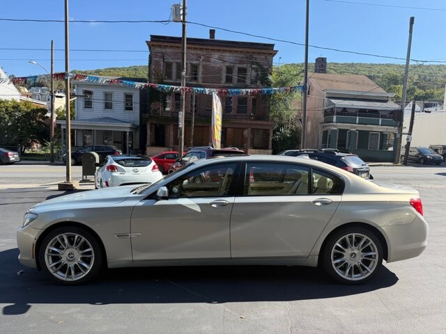 2011 BMW 760Li in Pottsville, PA 17901 - 18079799 2