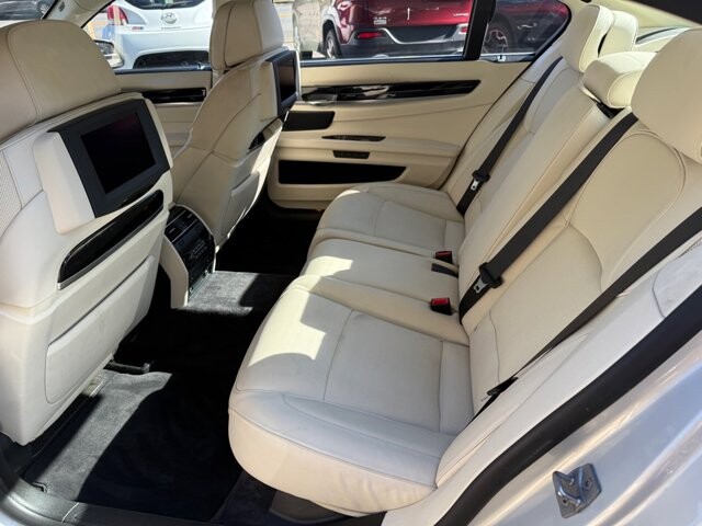 2011 BMW 760Li in Pottsville, PA 17901 - 18079799 26