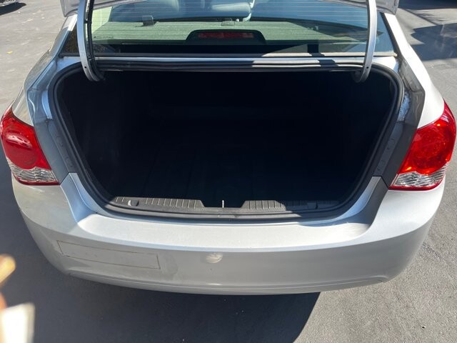 2011 Chevrolet Cruze in Pottsville, PA 17901 - 18079801 5