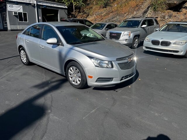 2011 Chevrolet Cruze in Pottsville, PA 17901 - 18079801 8
