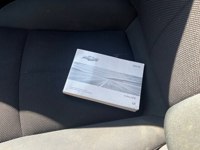 2011 Chevrolet Cruze in Pottsville, PA 17901 - 18079801 16