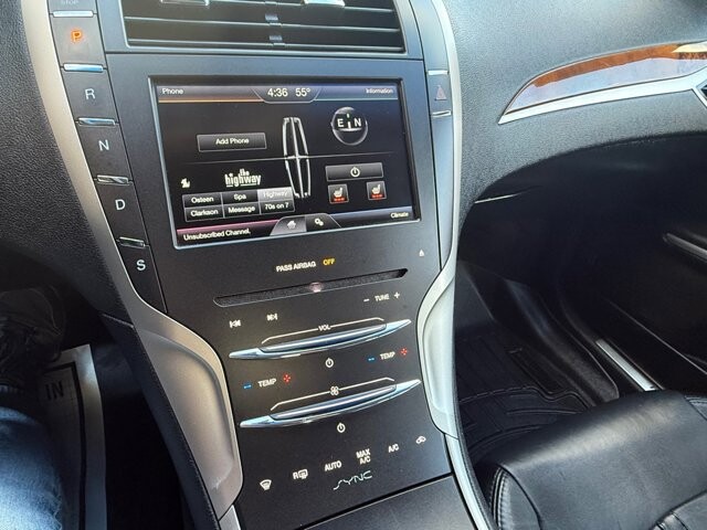 2016 Lincoln MKZ in Pottsville, PA 17901 - 18079802 16