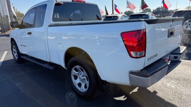 2013 Nissan Titan in Dallas, TX 75228 - 18079807 9