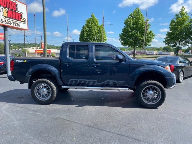 2017 Nissan Frontier in Knoxville, TN 37912 - 18079820 8