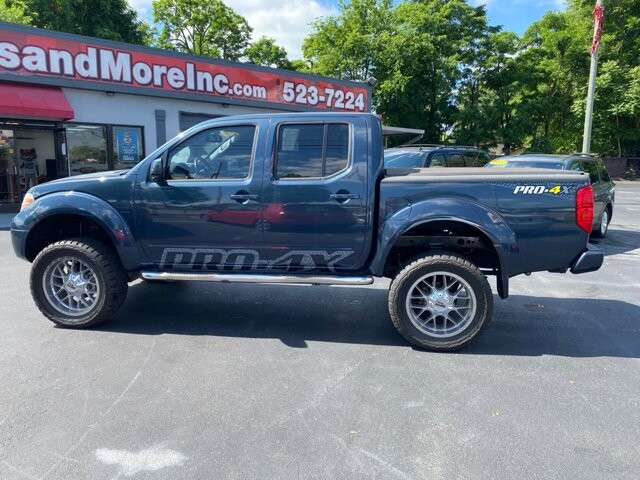 2017 Nissan Frontier in Knoxville, TN 37912 - 18079820 4