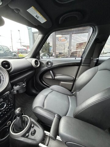 2011 MINI Cooper Countryman in Knoxville, TN 37912 - 18079826 17