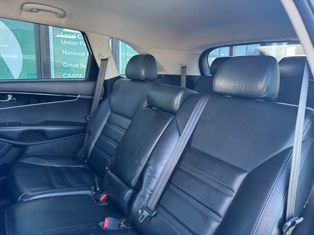 2017 Kia Sorento in Knoxville, TN 37912 - 18079827 10