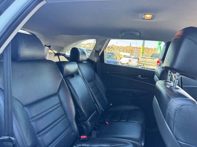 2017 Kia Sorento in Knoxville, TN 37912 - 18079827 13