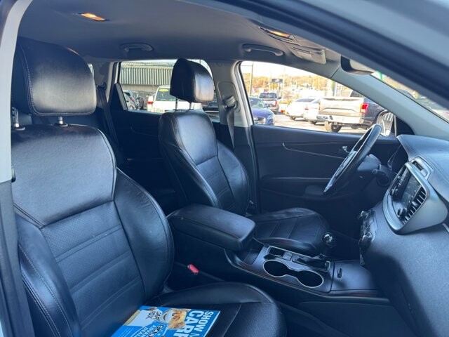 2017 Kia Sorento in Knoxville, TN 37912 - 18079827 16