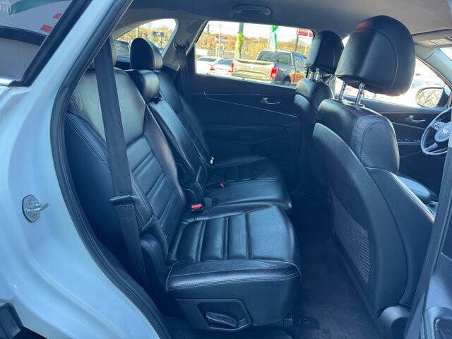 2017 Kia Sorento in Knoxville, TN 37912 - 18079827 12