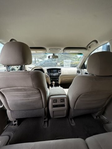 2013 Nissan Pathfinder in Knoxville, TN 37912 - 18079829 16