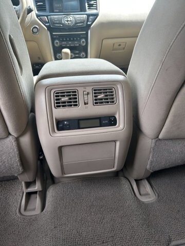 2013 Nissan Pathfinder in Knoxville, TN 37912 - 18079829 15