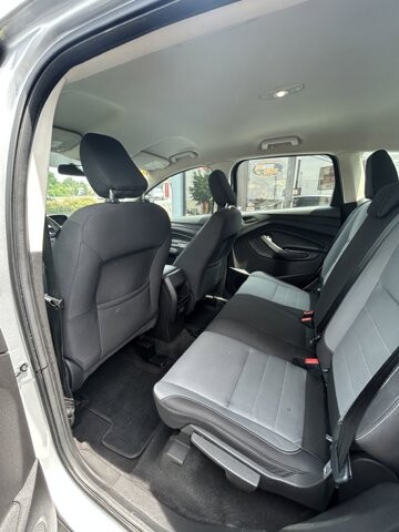 2018 Ford Escape in Knoxville, TN 37912 - 18079831 16