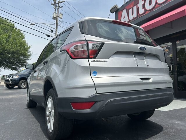2018 Ford Escape in Knoxville, TN 37912 - 18079831 8