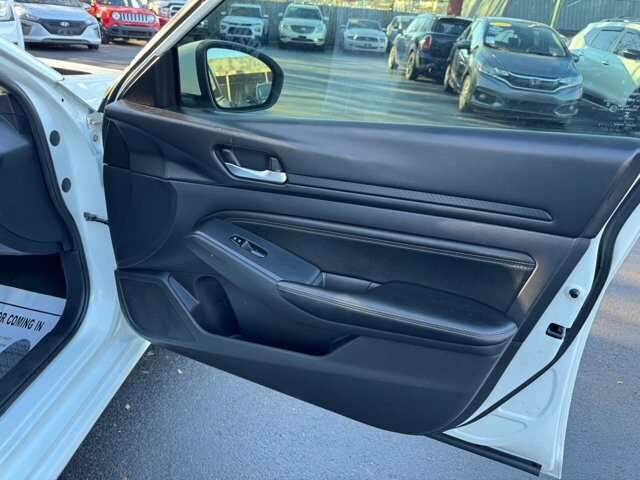 2020 Nissan Altima in Knoxville, TN 37912 - 18079832 14