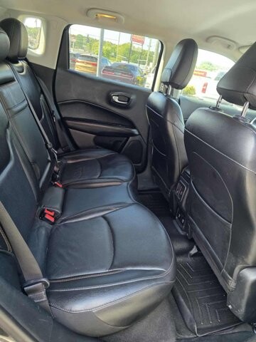 2019 Jeep Compass in Knoxville, TN 37912 - 18079833 10