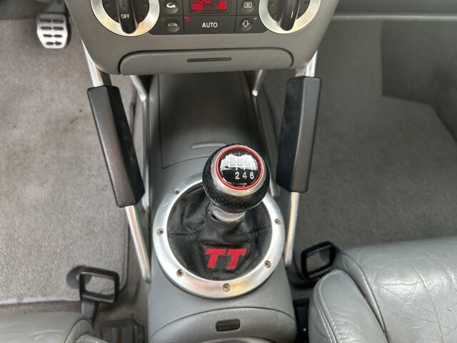 2002 Audi TT in Knoxville, TN 37912 - 18079835 15