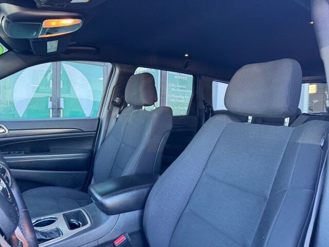 2017 Jeep Grand Cherokee in Knoxville, TN 37912 - 18079840 20