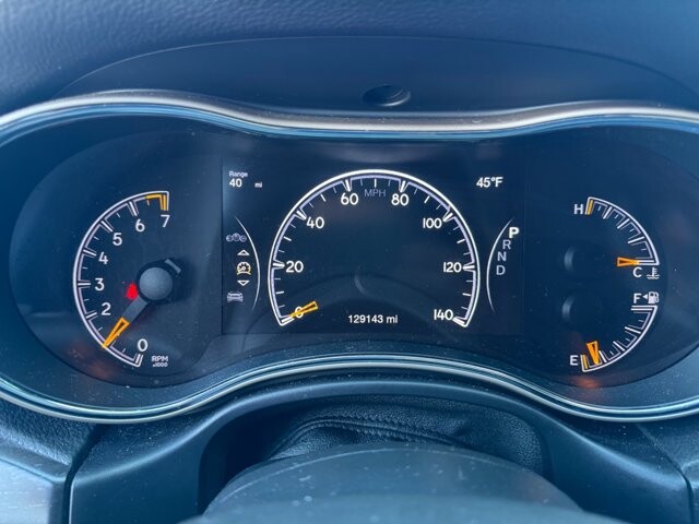 2017 Jeep Grand Cherokee in Knoxville, TN 37912 - 18079840 21