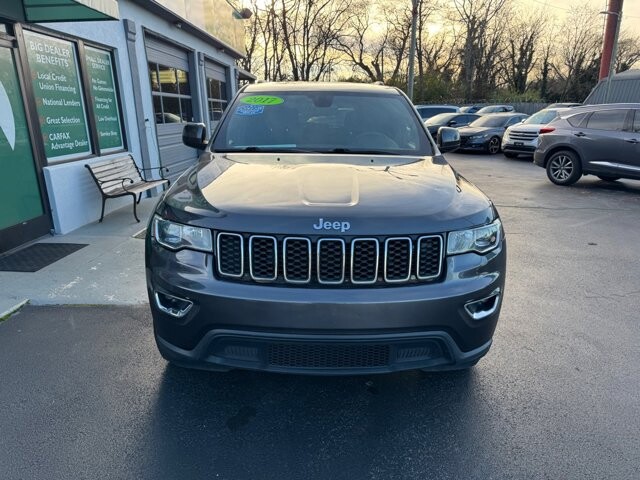 2017 Jeep Grand Cherokee in Knoxville, TN 37912 - 18079840 4