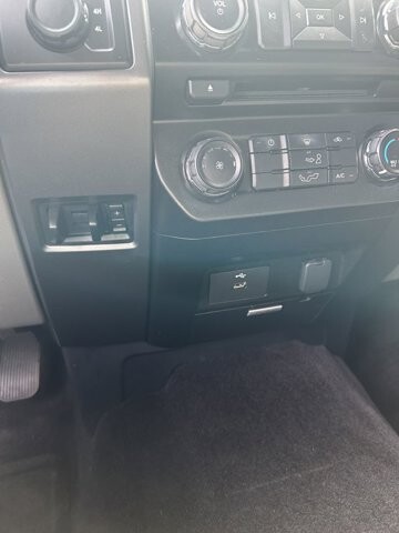 2016 Ford F150 in Knoxville, TN 37912 - 18079842 12