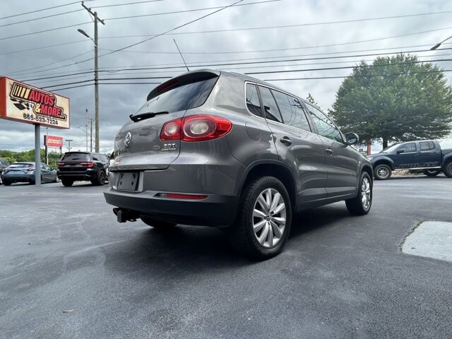 2011 Volkswagen Tiguan in Knoxville, TN 37912 - 18079843 5