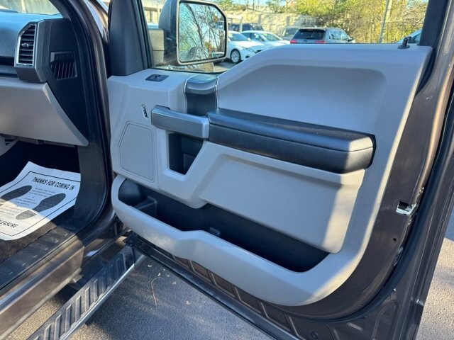 2016 Ford F150 in Knoxville, TN 37912 - 18079844 15