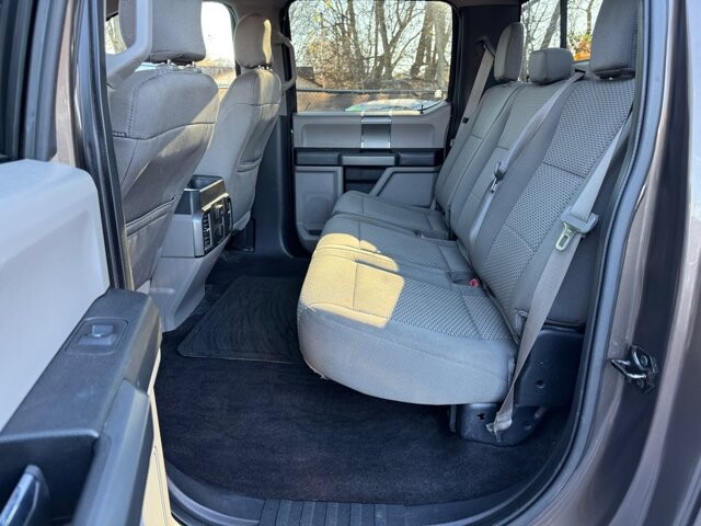 2016 Ford F150 in Knoxville, TN 37912 - 18079844 10