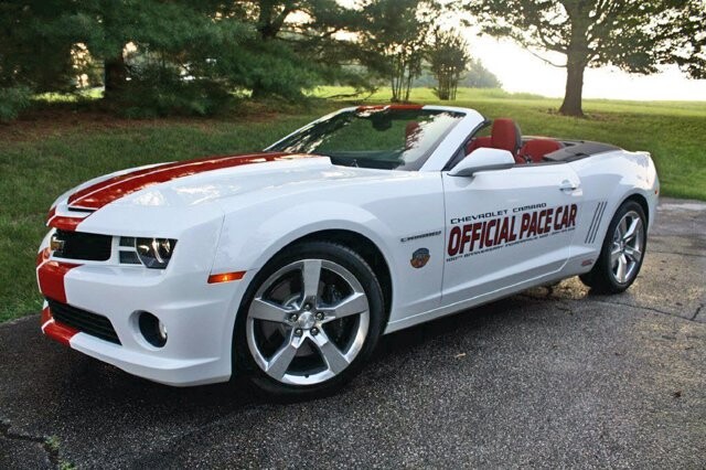 2011 Chevrolet Camaro in Knoxville, TN 37912 - 18079848 7