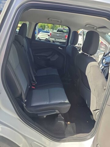 2019 Ford Escape in Knoxville, TN 37912 - 18079850 9