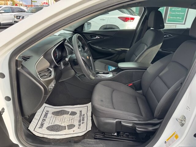 2020 Chevrolet Malibu in Knoxville, TN 37912 - 18079855 20
