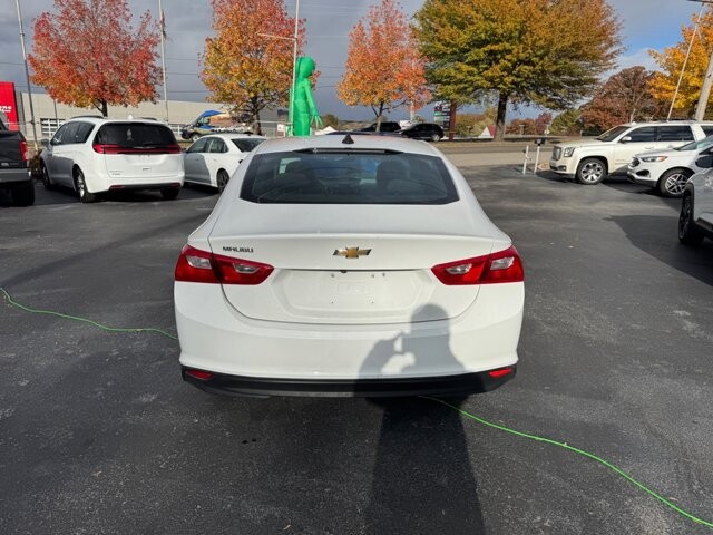 2020 Chevrolet Malibu in Knoxville, TN 37912 - 18079855 8