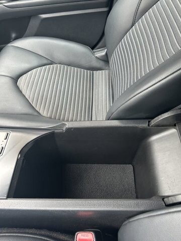 2019 Toyota Camry in Knoxville, TN 37912 - 18079857 15