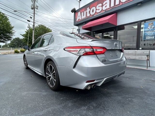 2019 Toyota Camry in Knoxville, TN 37912 - 18079857 7