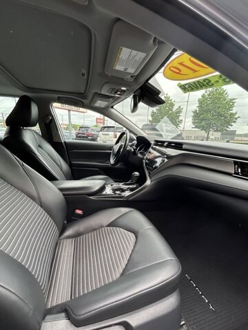2019 Toyota Camry in Knoxville, TN 37912 - 18079857 27