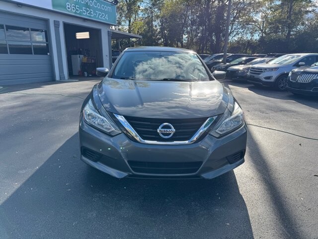 2018 Nissan Altima in Knoxville, TN 37912 - 18079861 3