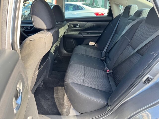 2018 Nissan Altima in Knoxville, TN 37912 - 18079861 8