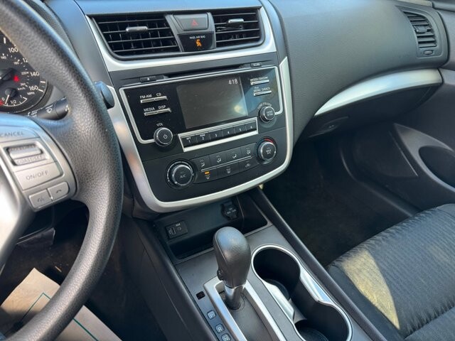 2018 Nissan Altima in Knoxville, TN 37912 - 18079861 16