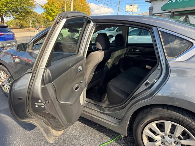 2018 Nissan Altima in Knoxville, TN 37912 - 18079861 7