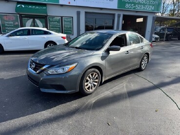 2018 Nissan Altima in Knoxville, TN 37912