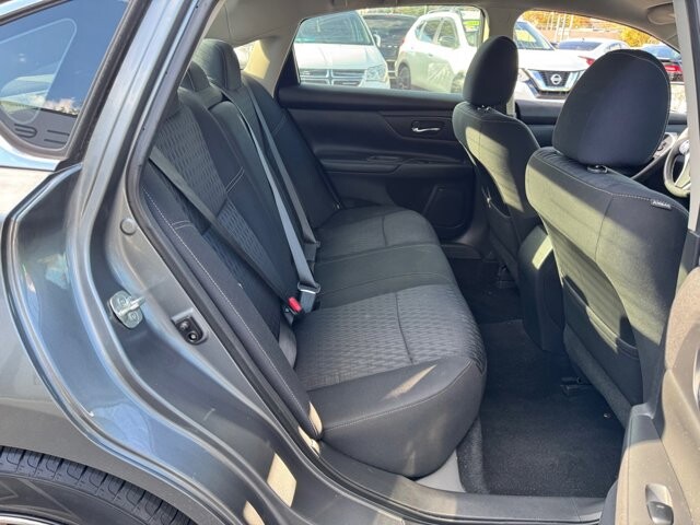 2018 Nissan Altima in Knoxville, TN 37912 - 18079861 10