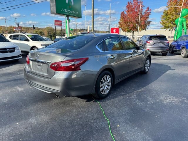 2018 Nissan Altima in Knoxville, TN 37912 - 18079861 5
