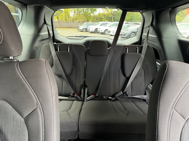 2022 Chrysler Pacifica in Knoxville, TN 37912 - 18079863 9