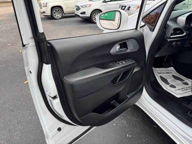 2022 Chrysler Pacifica in Knoxville, TN 37912 - 18079863 13