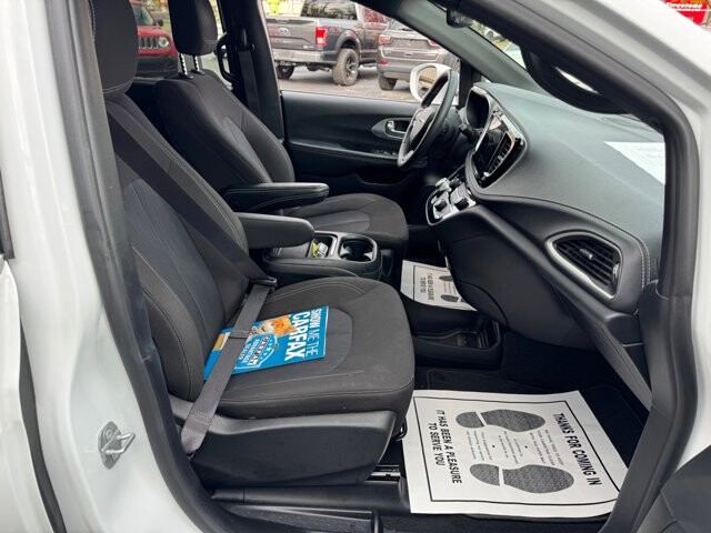 2022 Chrysler Pacifica in Knoxville, TN 37912 - 18079863 12