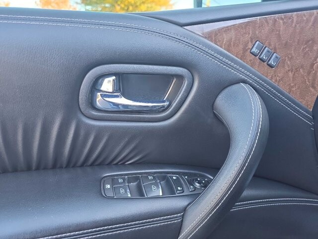 2017 INFINITI QX80 in Knoxville, TN 37912 - 18079865 11