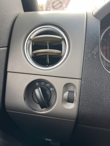 2004 Ford F150 in Winchester, VA 22602 - 18079873 12