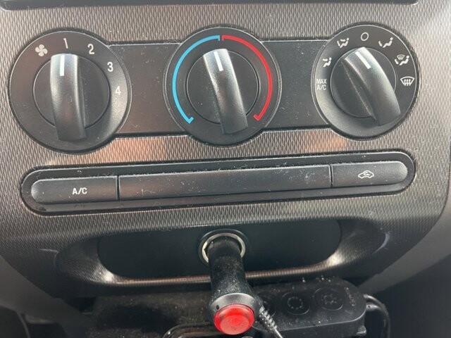 2004 Ford F150 in Winchester, VA 22602 - 18079873 10