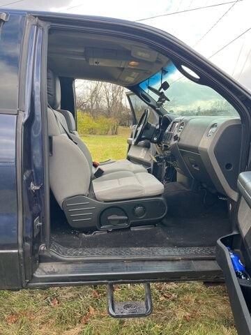 2004 Ford F150 in Winchester, VA 22602 - 18079873 32