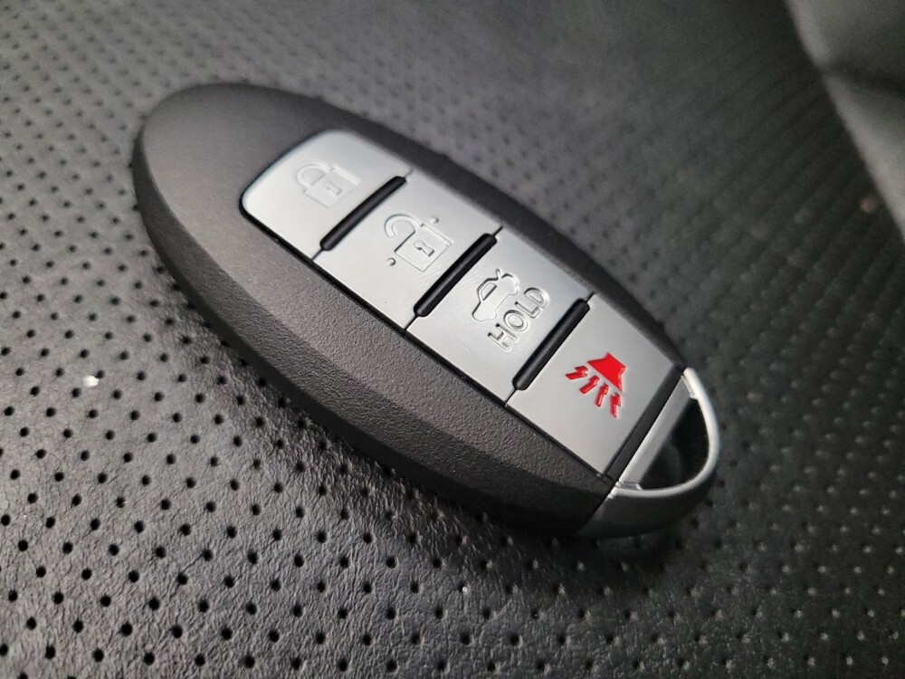 2015 Nissan Rogue in Mesa, AZ 85210 - 18079913 32